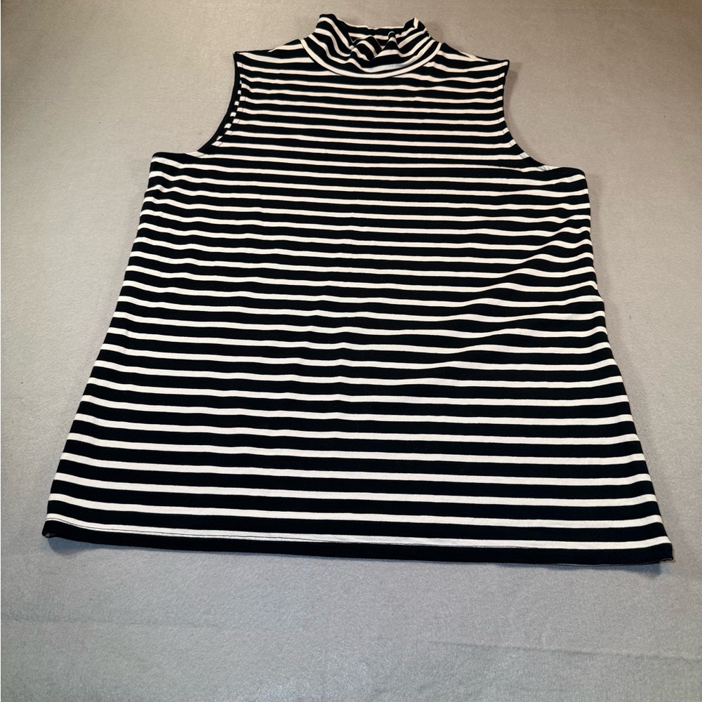 Sleeveless Black and White Striped Stretch Top